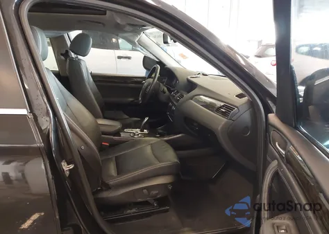 2014 BMW X3 xDrive28I z USA, uszkodzony, nr VIN 5UXWX9C53E0D22092